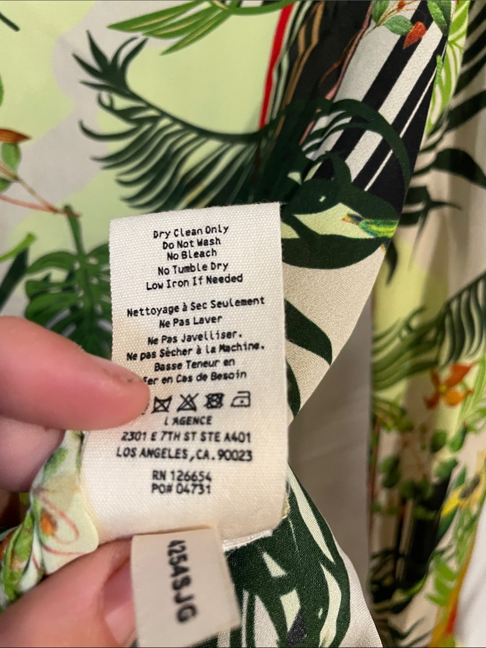 L'Agence Nina Tropical Print 100% Silk Blouse Sz S B139 - Picture 5 of 6